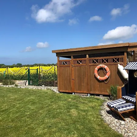 Holiday home Huus Strandgut *