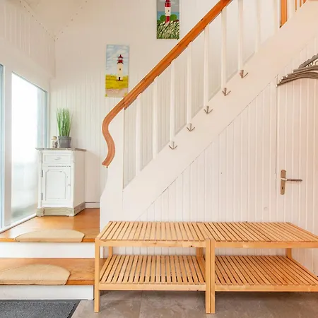 Huus Strandgut Casa de Férias *